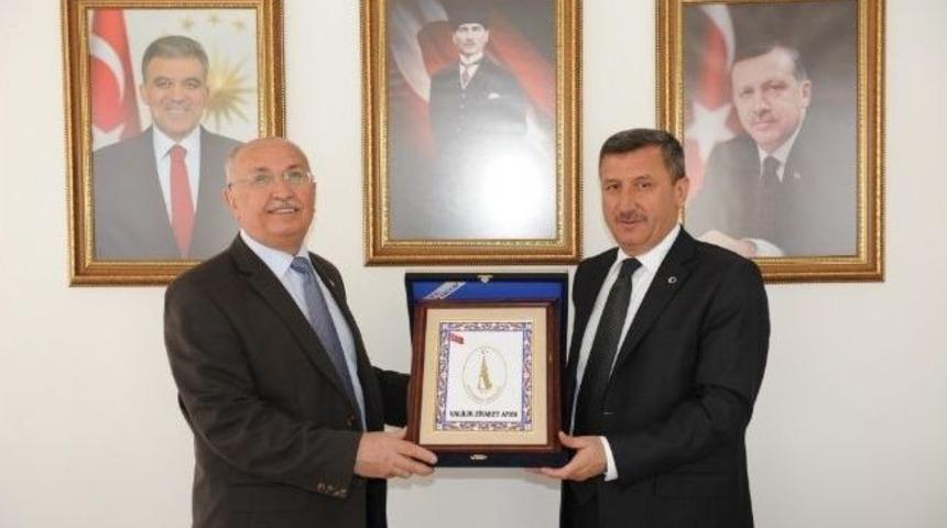 Vali Şerif Yılmaz: "i&ccedil;a, K&uuml;tahya'nın &Ccedil;ehresini Değiştirdi"