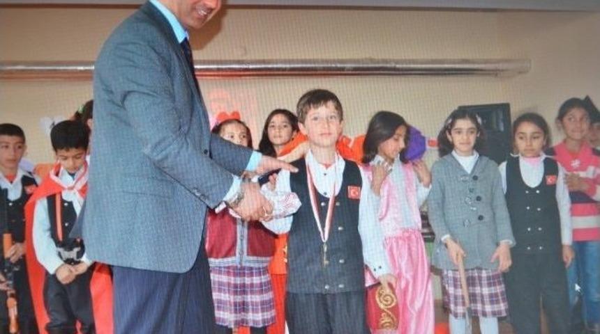 &Ouml;ğrencilerden &Ccedil;anakkale Şehitler Haftası Etkinliği