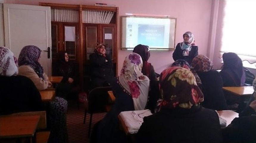 Van M&uuml;ft&uuml;l&uuml;ğ&uuml;&rsquo;nden &lsquo;aile İ&ccedil;i İletişim&rsquo; Semineri
