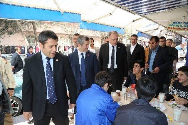 Koçer, Şahin Ve Tahmazoğlu, Esnaf Ziyaretinde