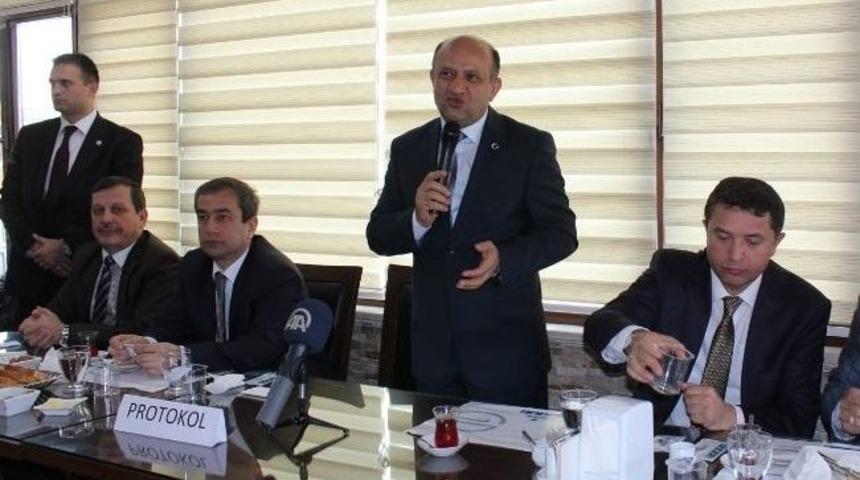 Işık: "chp Se&ccedil;im Zamanı Halkı Hatırlıyor"
