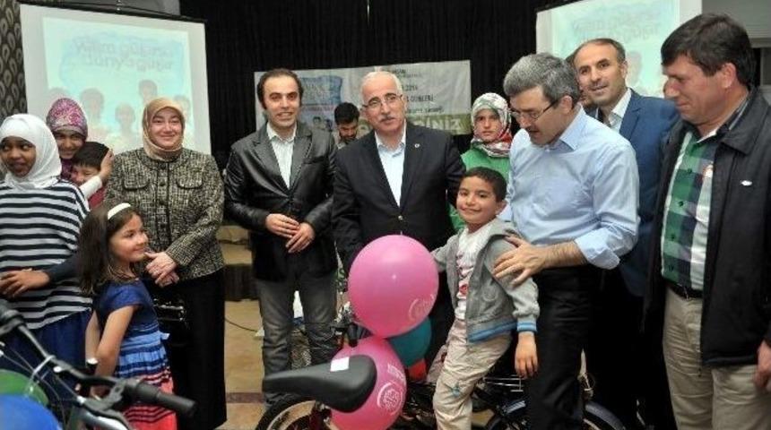 Eskişehir Valisi G&uuml;ng&ouml;r Azim Tuna, Yetim Aileleri İle Buluşma Yemeğine Katıldı