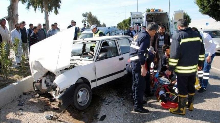 Kumluca'da Kaza: 2 Yaralı