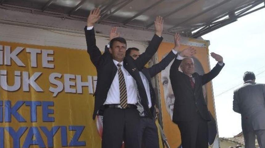 Ak Parti &Ccedil;eltik&rsquo;te Se&ccedil;im &Ccedil;alışmalarını S&uuml;rd&uuml;r&uuml;yor