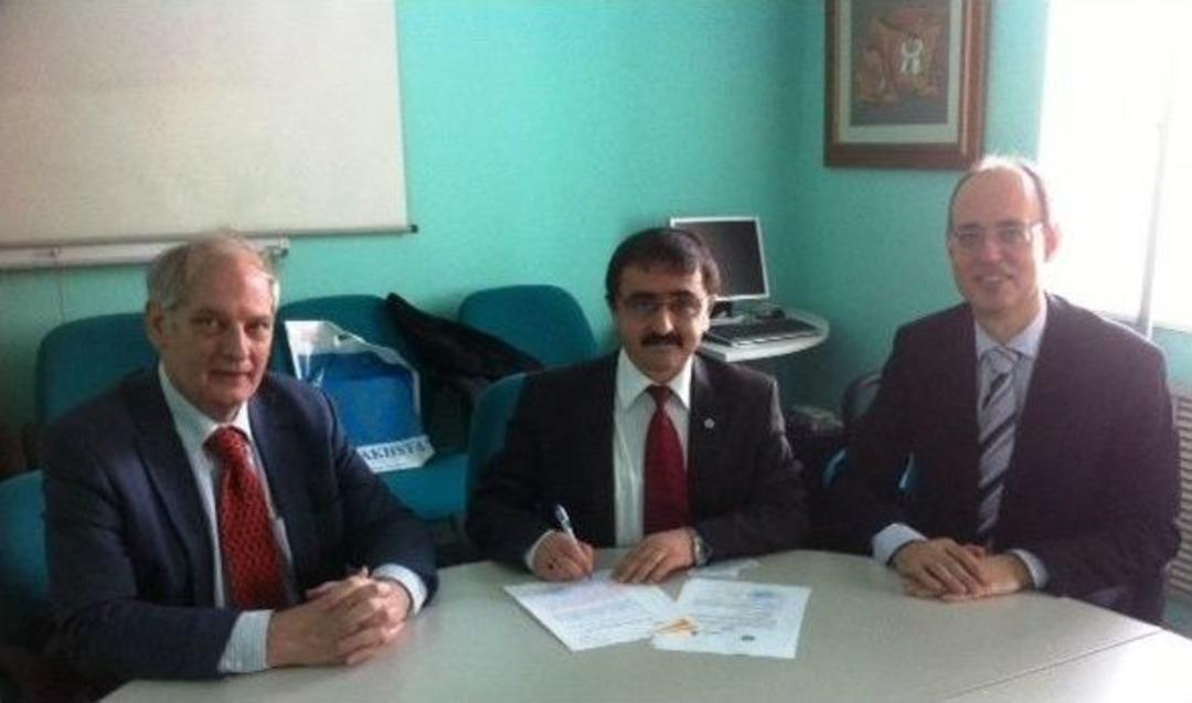 Gaziantep &Uuml;niversitesi'nin Kazakistan &Ccedil;ıkartması