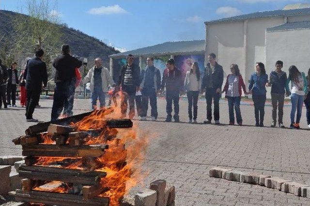 Özel Erciyes Eğitim Kurumlarında Nevruz Coşkusu