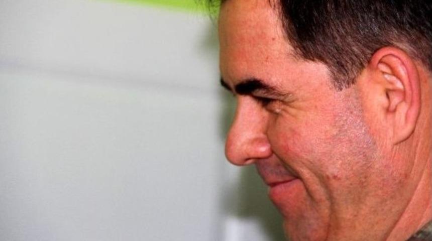 &ldquo;annem&rdquo; T&uuml;rk&uuml;s&uuml;, Komutana Duygulu Anlar Yaşattı