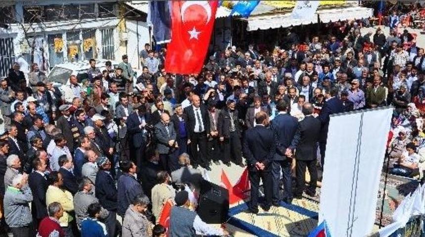 G&uuml;neşli Bir Havada G&uuml;neşli&rsquo;de Tanrıverdi R&uuml;zg&acirc;rı Esti