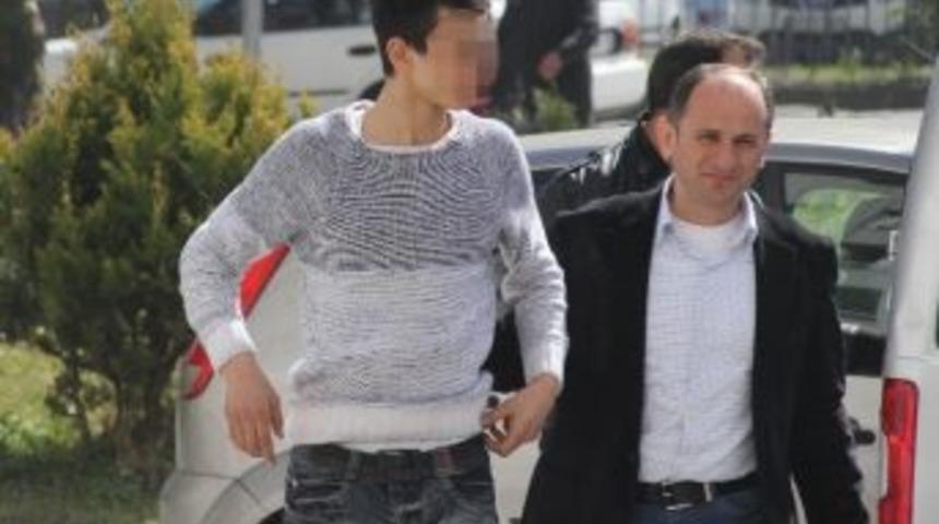 Polise Tekme Atma İddiasına G&ouml;zaltı