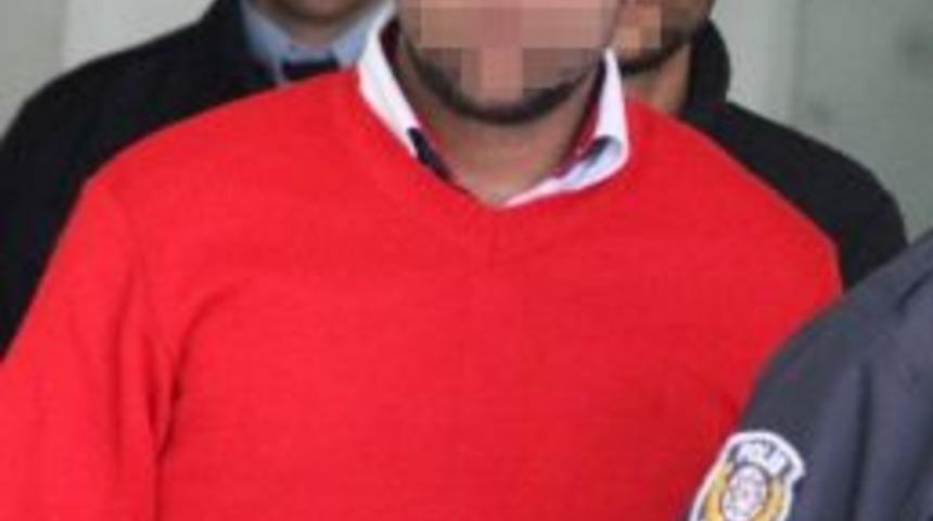 Tartıştığı Komşusunu Bı&ccedil;akladı