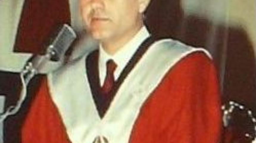 Ga&uuml;n Kurucu Rekt&ouml;r&uuml; Prof. Dr. Uğur B&uuml;get Yaşamını Yitirdi