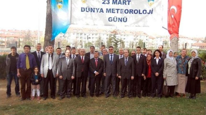 Ölen Meteoroloji Personelleri İçin Fidan Diktiler