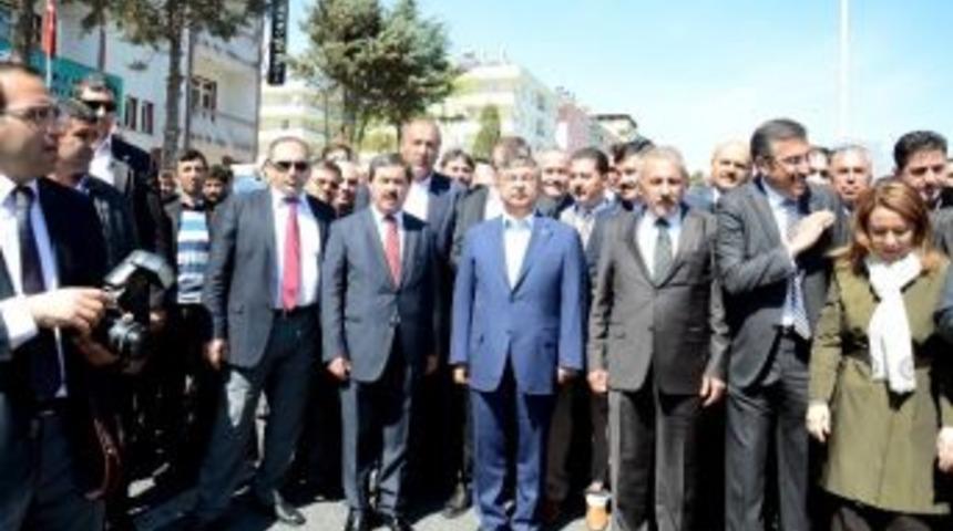 Bakan Yılmaz: &ldquo;sınırlarımız Yol Ge&ccedil;en Hanı Değildir&rdquo;