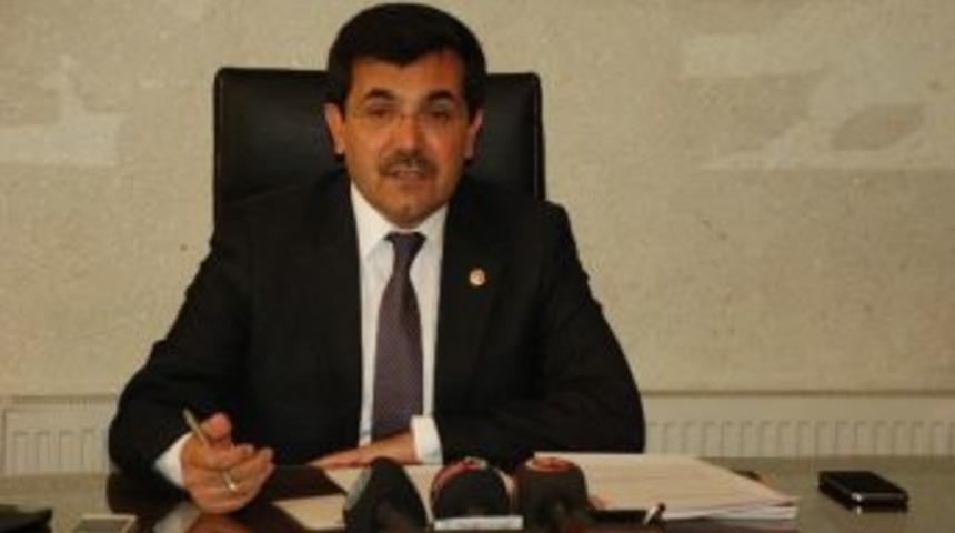 Ak Parti&rsquo;de Halk G&uuml;n&uuml; Uygulaması