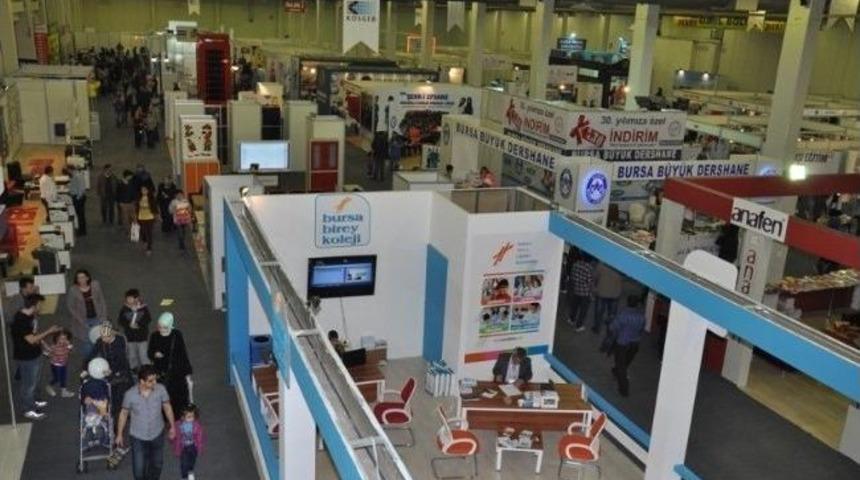 Bursa Kitap Fuarı’nı 293 Bin Kişi
