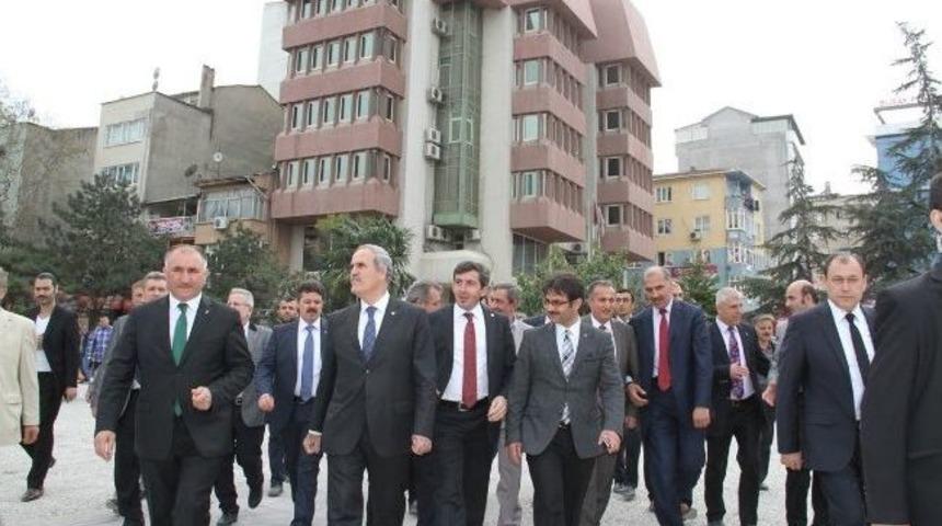 &ldquo;b&uuml;y&uuml;k Hizmetler B&uuml;y&uuml;kşehir İle Gelecek"