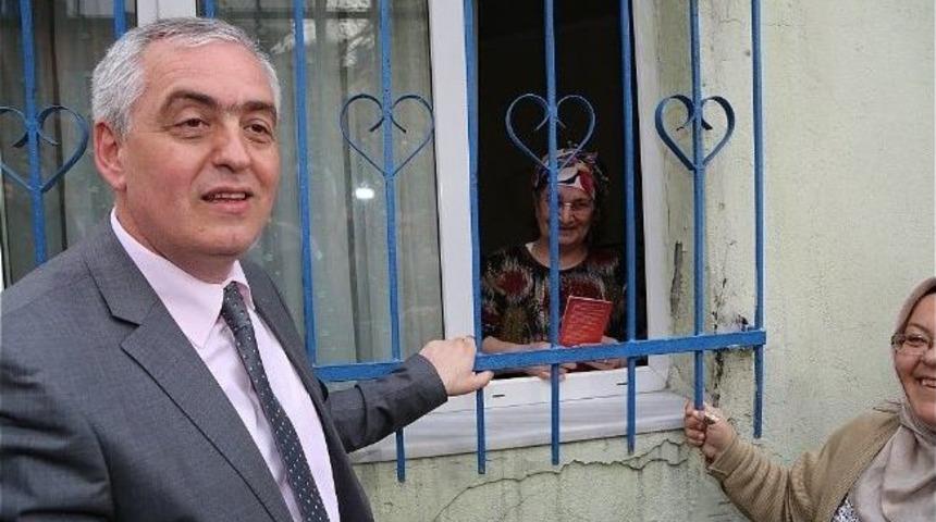 Remzi Aydın, Doğup B&uuml;y&uuml;d&uuml;ğ&uuml; Mahallede Duygusal Anlar Yaşadı