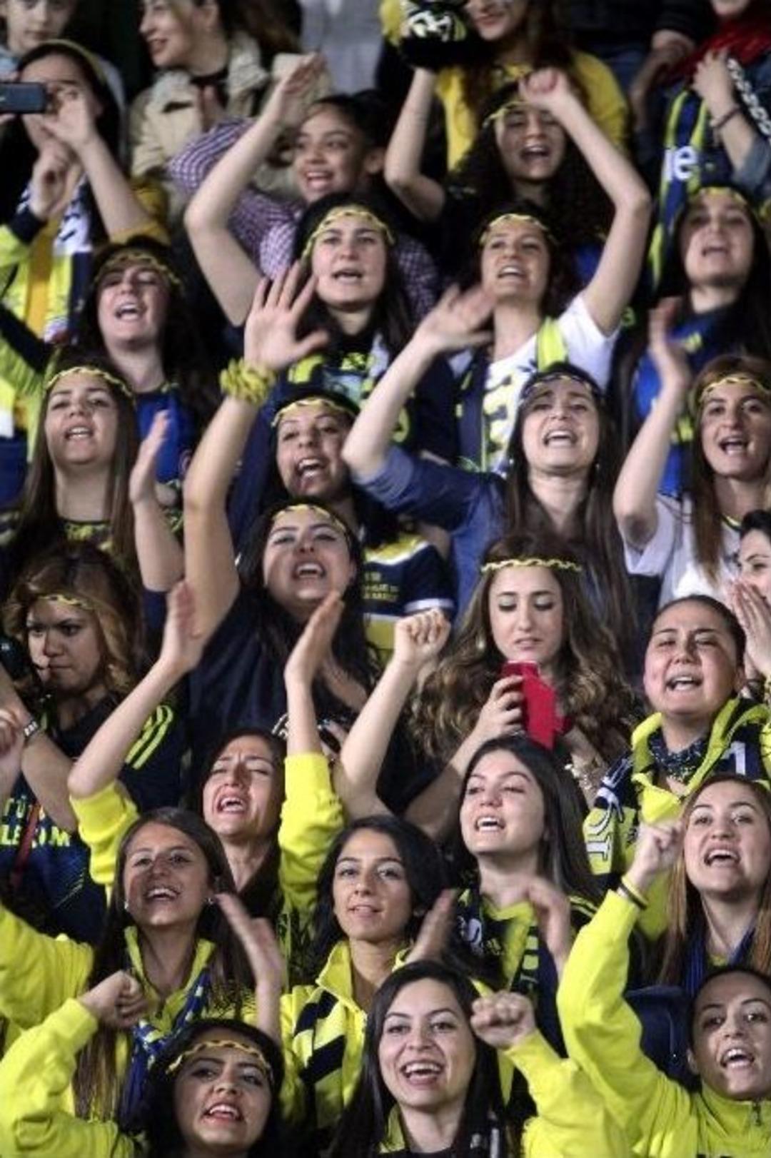 Gaziantepspor-fenerbah&ccedil;e Ma&ccedil;ından Renkli G&ouml;r&uuml;nt&uuml;ler