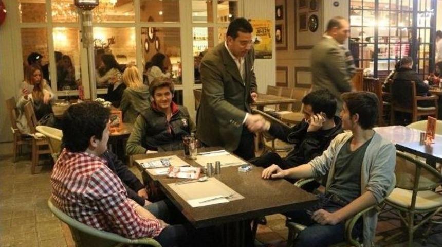 &Ouml;zterzi Konak'ı Karış Karış Geziyor