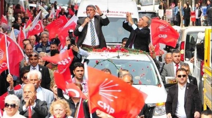 Kocaoğlu-&ccedil;alkaya Bal&ccedil;ova'yı Coşturdu