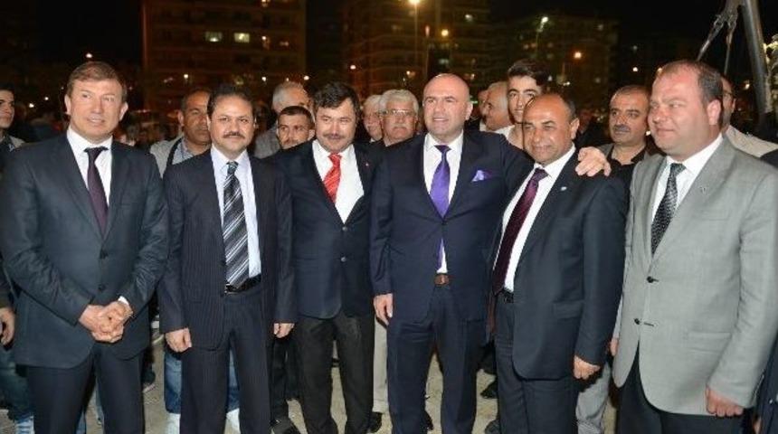 &Ccedil;iğli'nin En Mutlu Gecesi