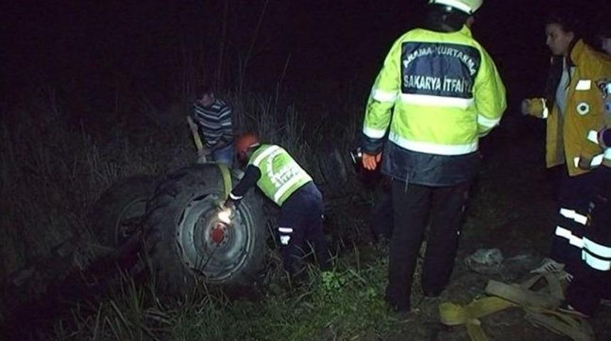 Devrilen Trakt&ouml;r&uuml;n Altında Kalan Adam &Ouml;ld&uuml;