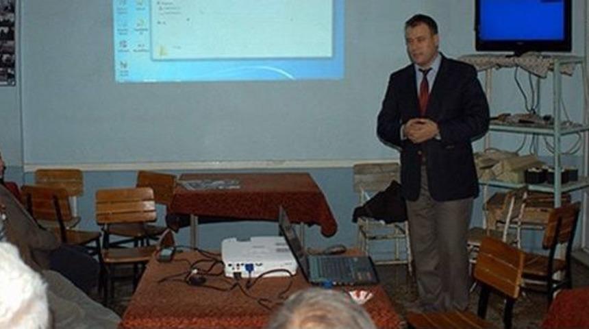 Ko&ccedil;arlı Bıyıklı K&ouml;y&uuml;nde &Ccedil;atak &Ccedil;ift&ccedil;i Toplantısı Yapıldı