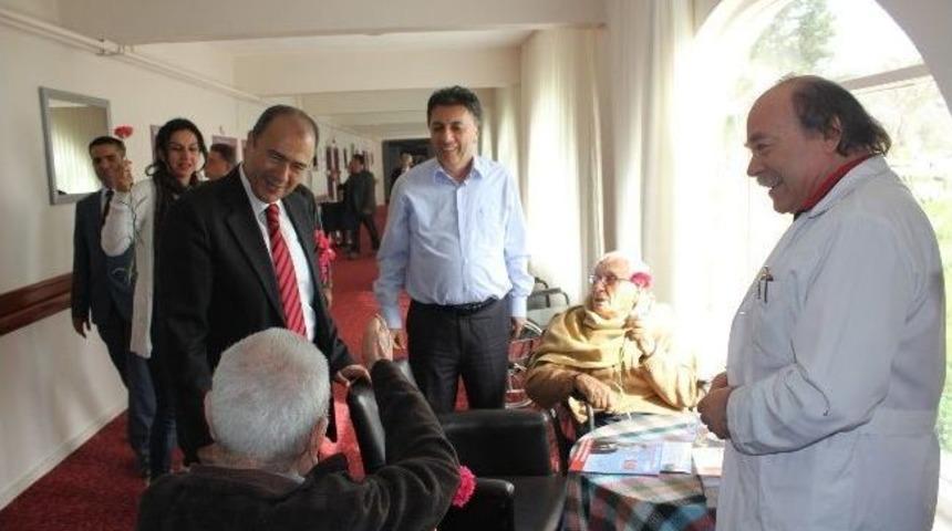 Dsp'li Karaosmanoğlu Huzurevlerini Ziyaret Etti