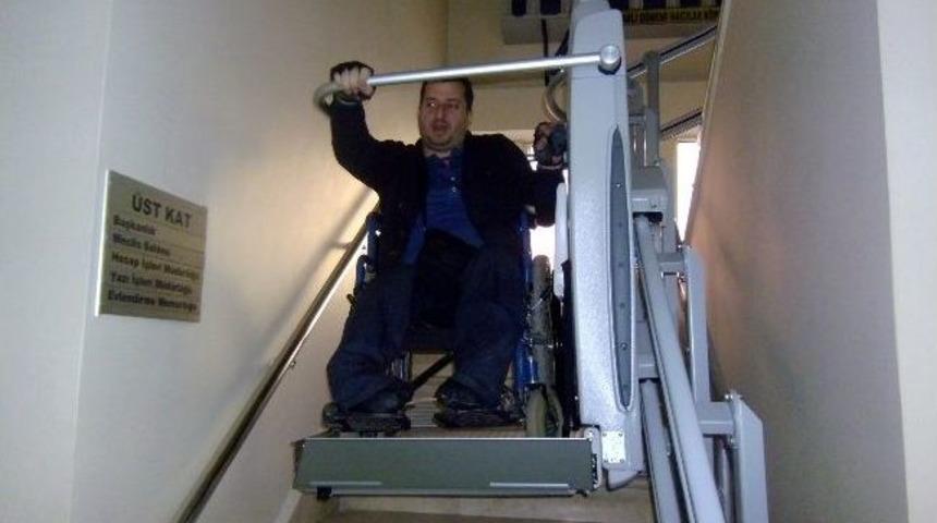 Hayrabolu Belediyesinden Engelli Vatandaşlar İ&ccedil;in Asans&ouml;r