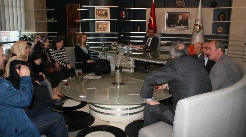 Muhtar Adayı Ve Azaları Başkan Bayram&rsquo;ı Ziyaret Etti