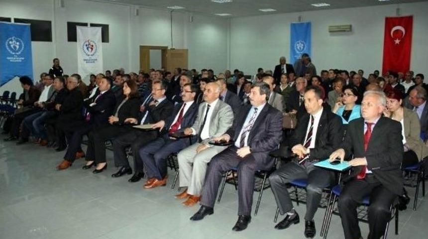 Gen&ccedil;lik Hizmetleri Ve Spor M&uuml;d&uuml;rl&uuml;ğ&uuml; Personeli İş Sağlığı Ve G&uuml;venliği Eğitiminden Ge&ccedil;ti