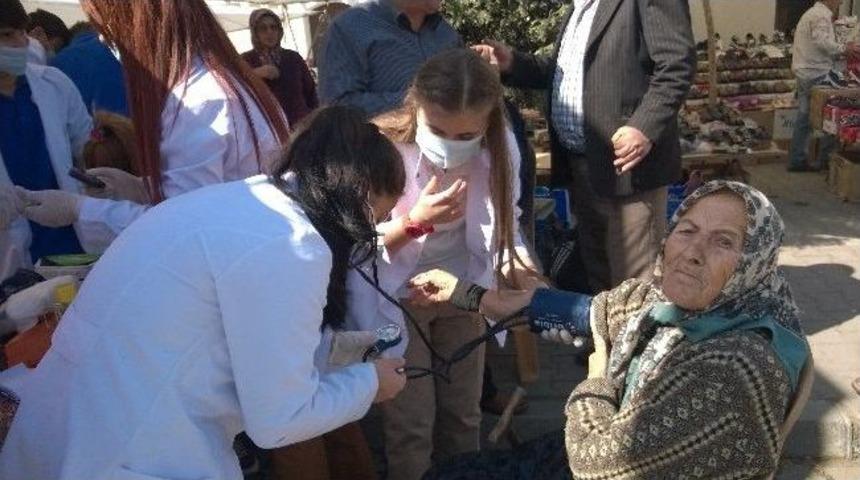 Saltukova &Ccedil;pl Yaşlılara Baktı