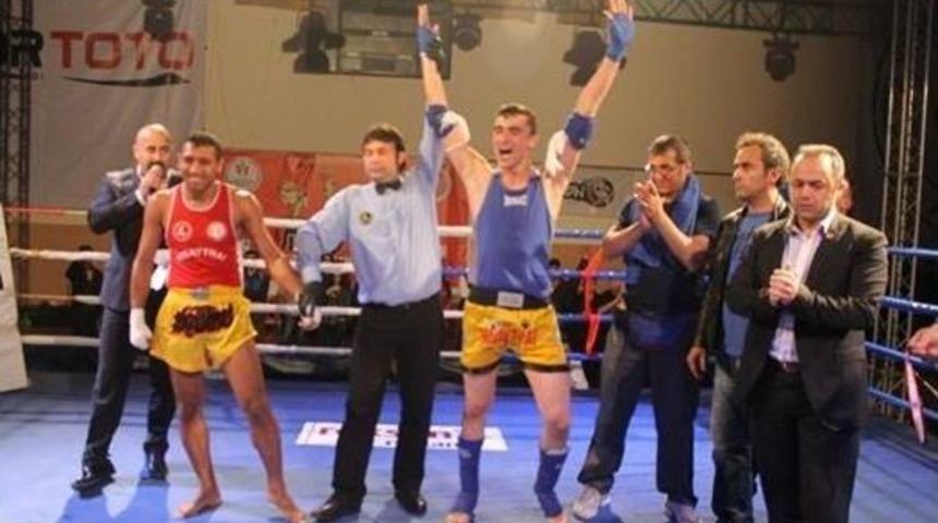 T&uuml;rkiye Muay Thai Şampiyonası'nda 4 Kayserili Sporcu Altın Madalya Aldı