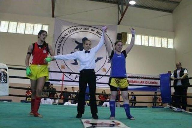 Türkiye Muay Thai Şampiyonası'nda 4 Kayserili Sporcu Altın Madalya Aldı