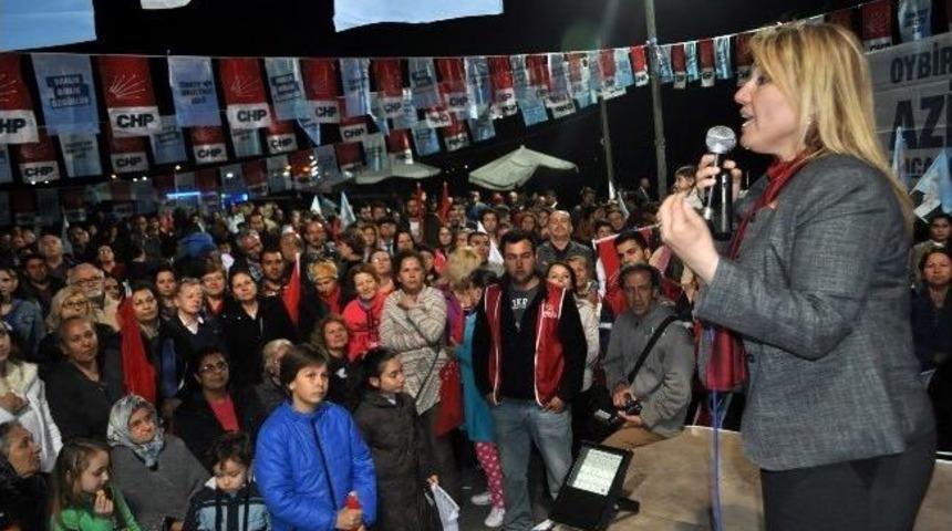 Chpli Uyar&rsquo;dan &Ccedil;eşmealtı&rsquo;nda G&ouml;vde G&ouml;sterisi