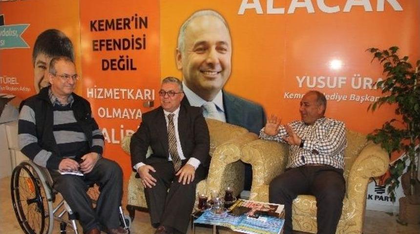 Emekli Ve Engellilerden &Uuml;ras&rsquo;a Destek
