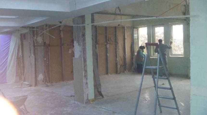 Bilecik Devlet Hastanesi'nin Acil Servis Kısmı Yenileniyor