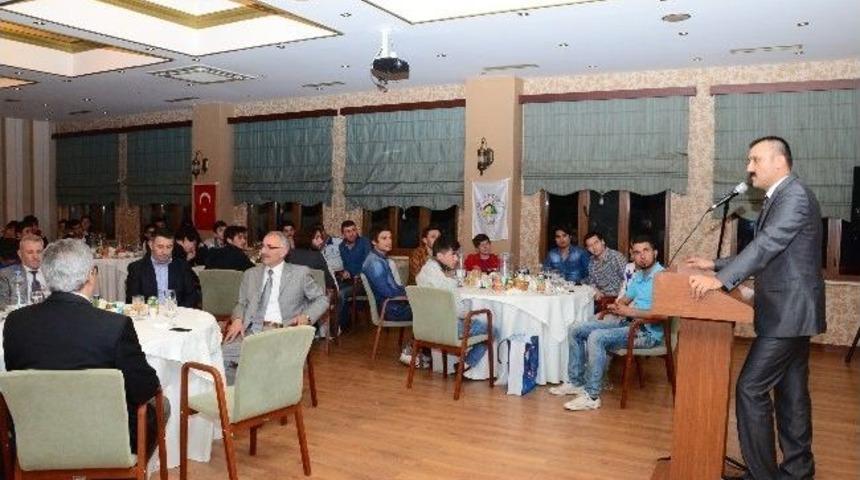 Başkan Bayram Belediyesporla Vedalaştı