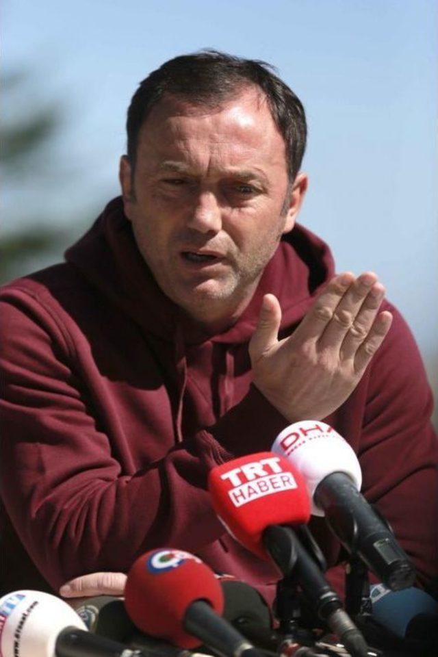 Hami Mandıralı nın Basın Toplantısı 1