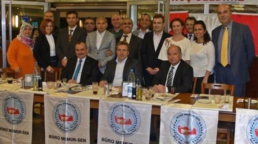 Eğitim-bir-sen Ve Memur-sen İzmir İl Başkanı Abdurrahim Şenocak