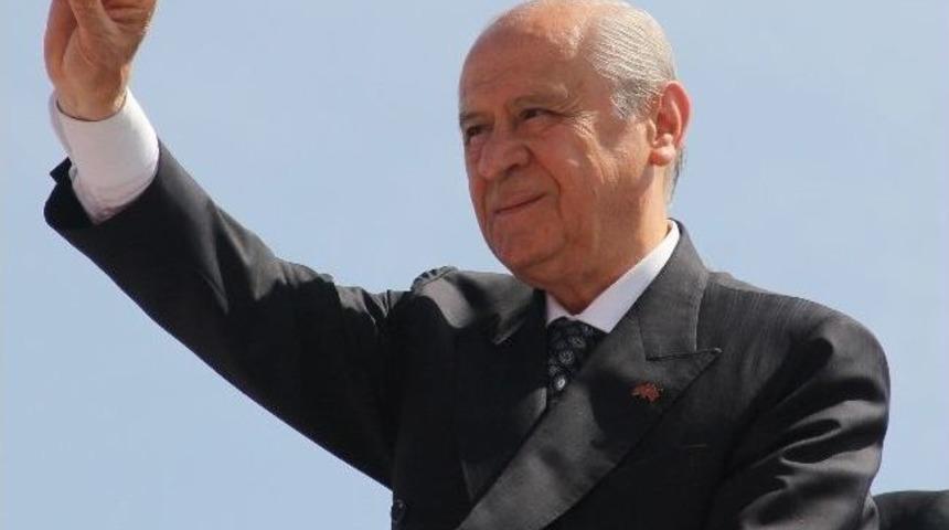 Bah&ccedil;eli'den Reklam Tepkisi