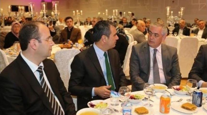 Ak Parti'li Aydın: "&ouml;zal&rsquo;a Yapılanlar Başbakanımıza Da Yapılıyor&rdquo;