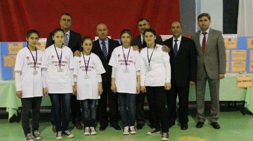 Vezirk&ouml;pr&uuml;&rsquo;de Bilim Fuarı