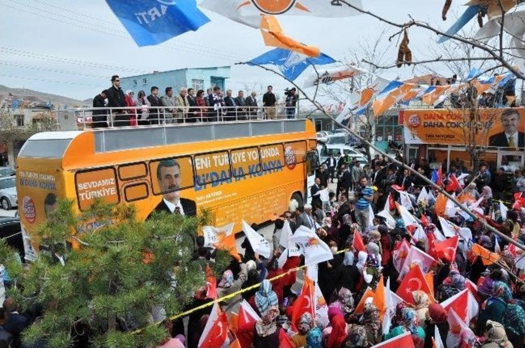 Bakan Davutoğlu&rsquo;ndan Hodri Meydan