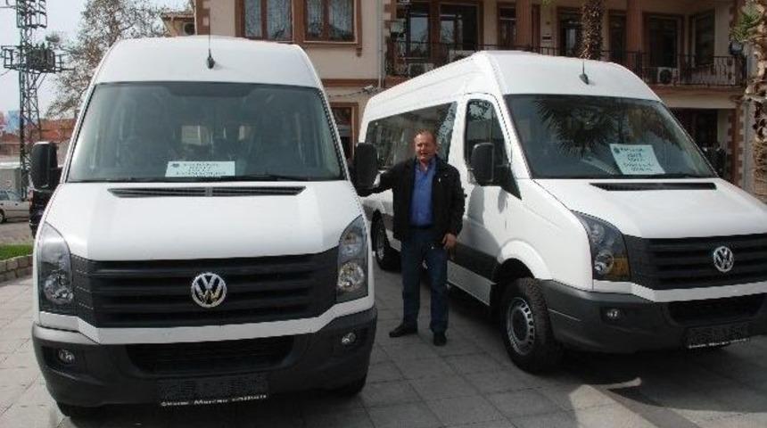 Bayrami&ccedil;lileri Hastaneye &Ouml;zel Ara&ccedil;lar Taşıyacak