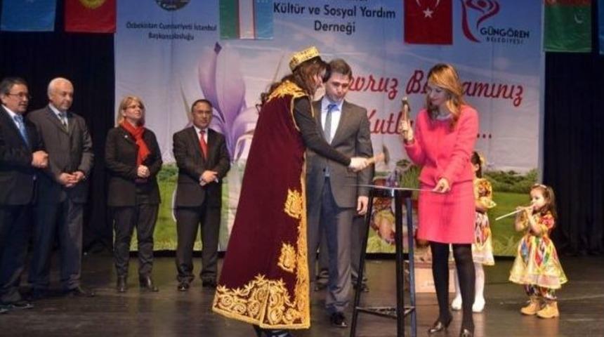G&uuml;ng&ouml;renliler Nevruz&rsquo;u Dans Ederek Kutladı
