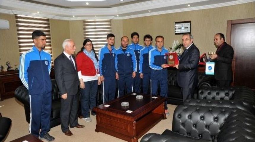 Yy&uuml; Sporcularından B&uuml;y&uuml;k Başarı