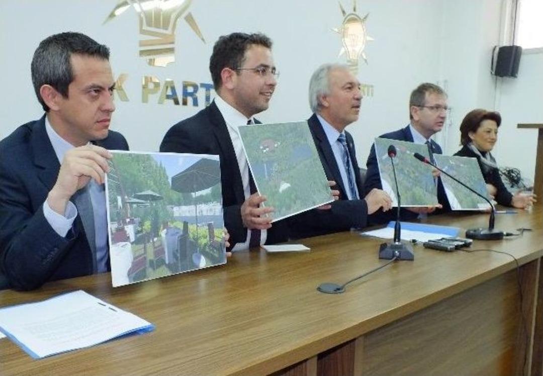 Kamil Sara&ccedil;oğlu, Merakla Beklenen Projesini A&ccedil;ıkladı