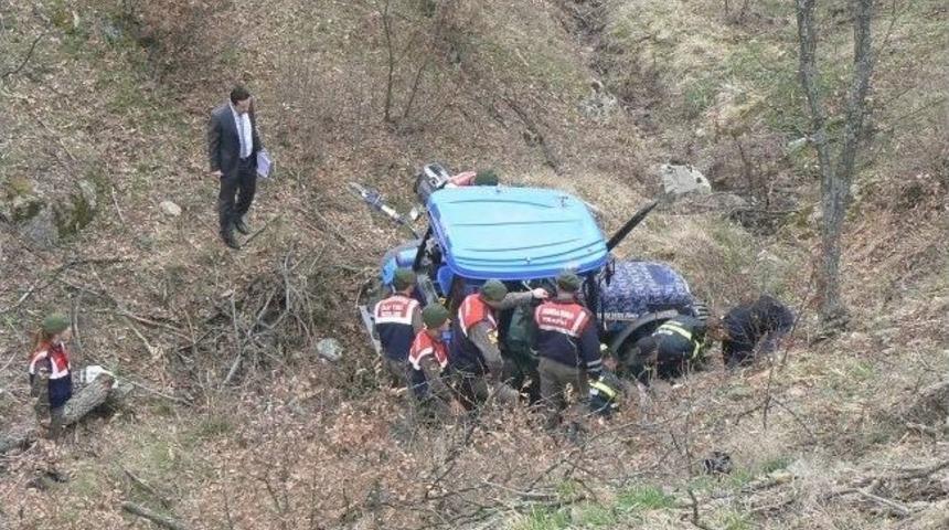 Bozüyük'te Trafik Kazası, 1 Ölü 1 Yaralı