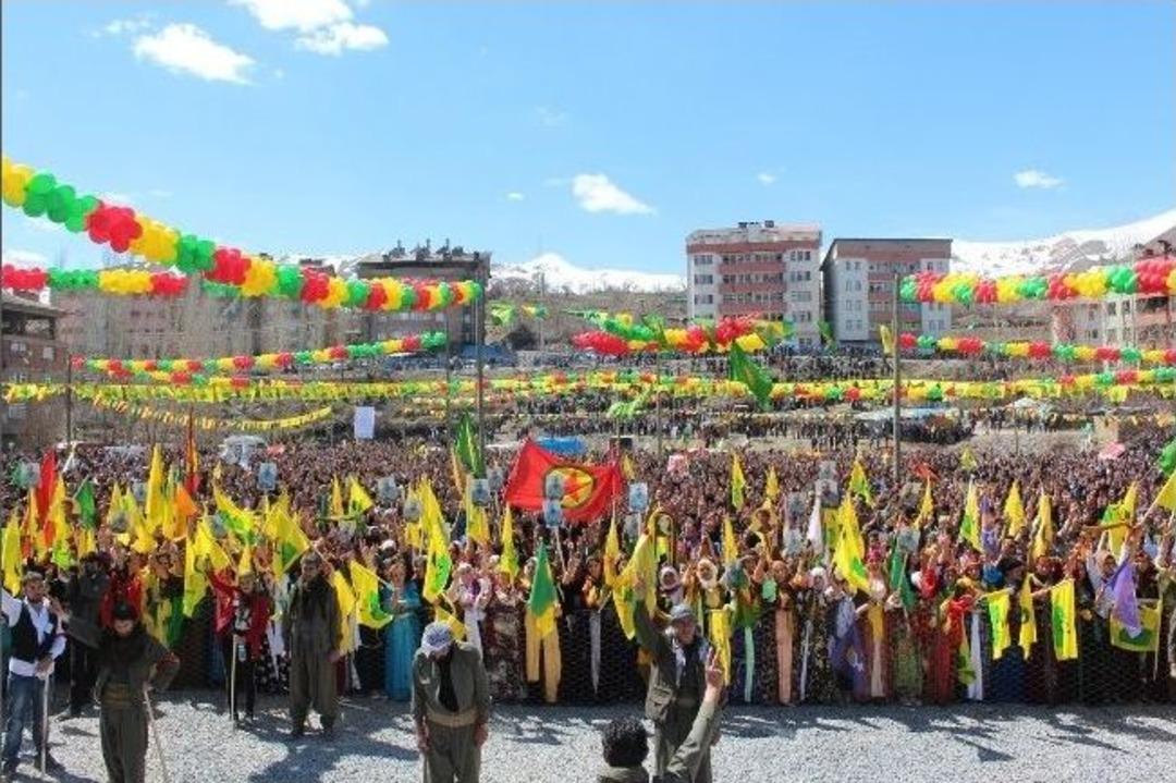 Hakkari&rsquo;de Gecikmeli Nevruz Kutlaması